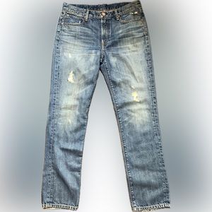 ARITZIA The Castings